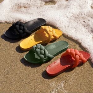 ROTHYS bubble slide sandal in black